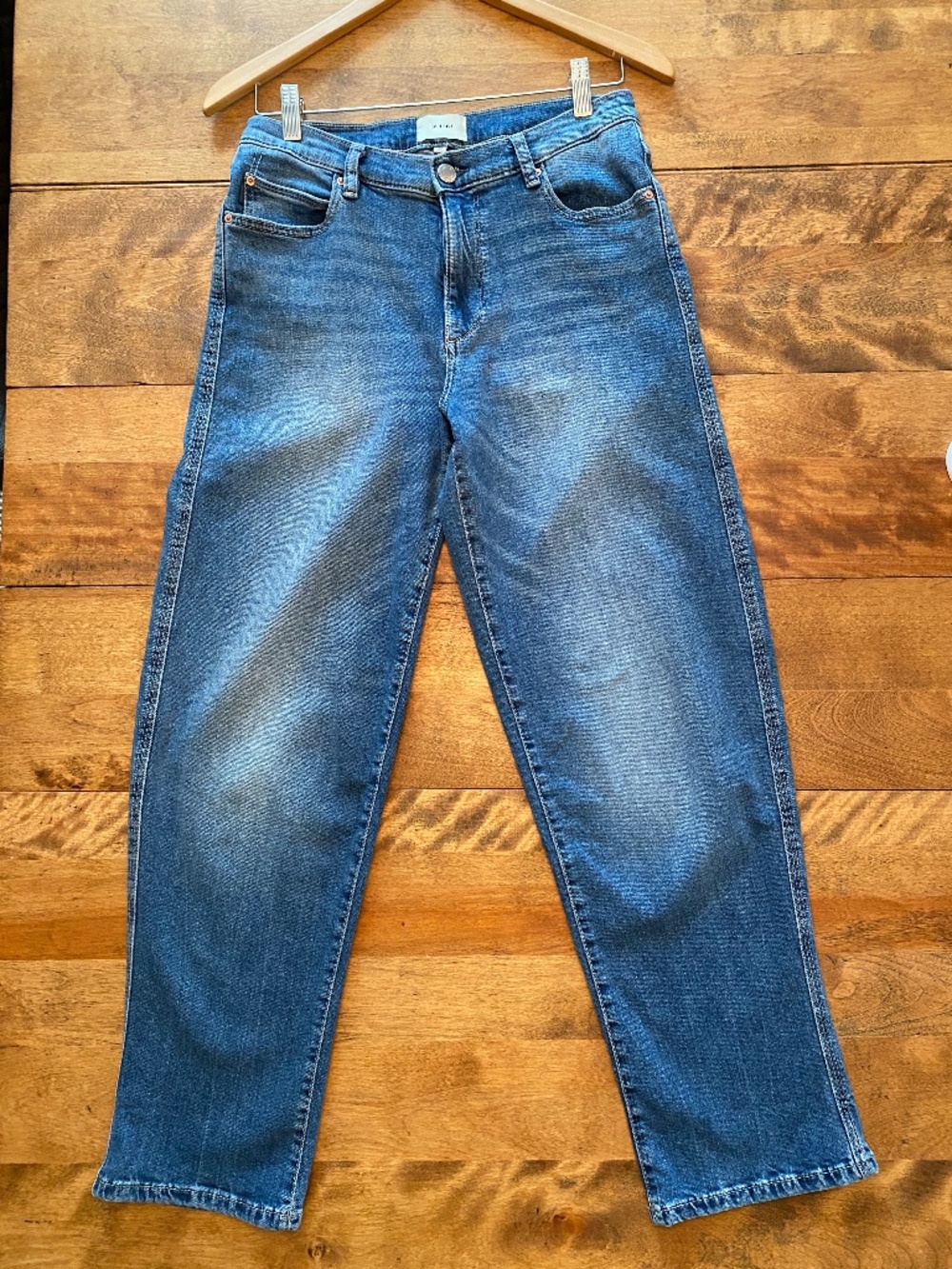 DL1961 Thea Relaxed Boyfriend Jeans - Picture 11 of 14